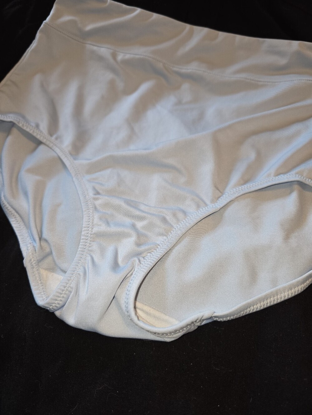 Warner's All You Need Size 7 Panties NWOT - Picture 2 of 6